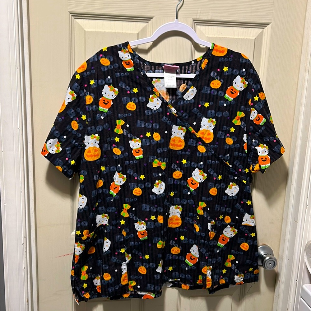 Hello Kitty scrub top 2xl with slant pockets and ruched low back 100% cotton